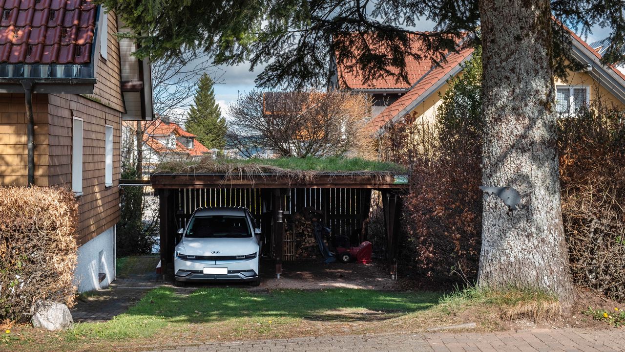 INSIDE, OUTSIDE INSIDE, OUTSIDE